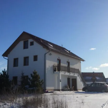 شقة Apartman 4 - Jeseniky *